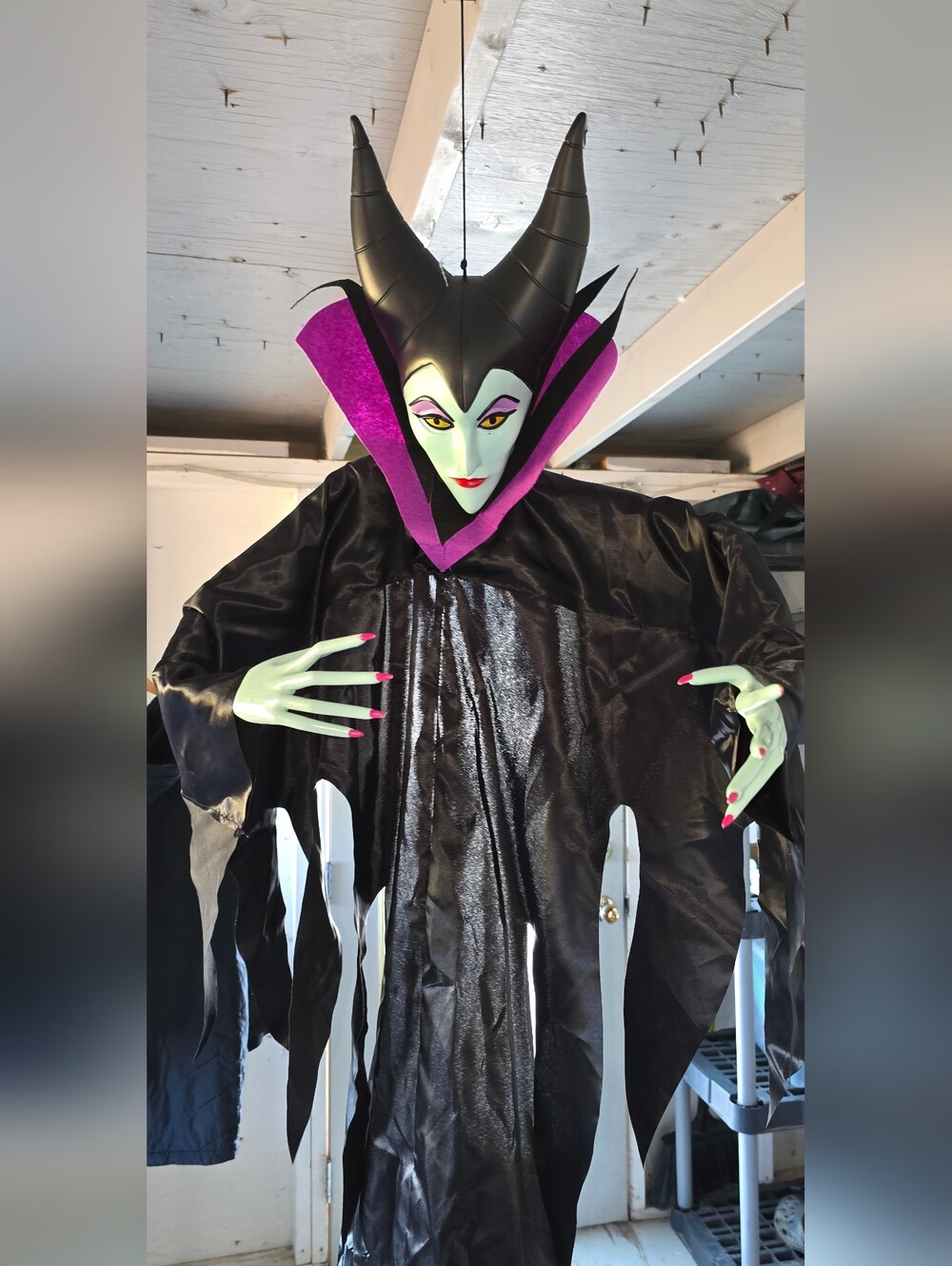 Maleficent Halloween Hanging Decor